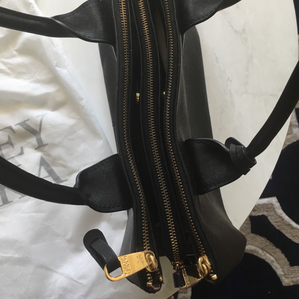 Badgley Mischka Saffiano leather shoulder bag - Picture 4 of 7